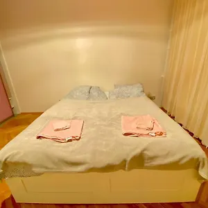 Entire In A Super Location - Cheap Monthly Rate Kraków